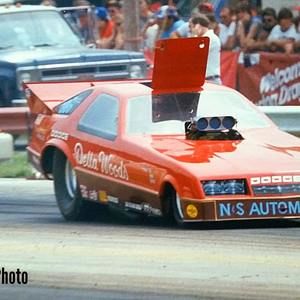 Meet your Posher, Della